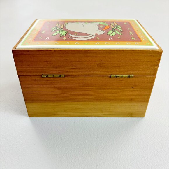 TAYLOR & NG Rascal Rabbit Tile & Wood Recipe Box VTG 1982 RARE Made In Japan - Picture 6 of 12
